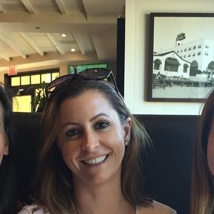 Meet your Posher, Dayna